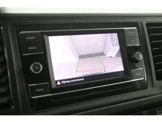 Mercedes-Benz Sprinter Volkswagen Crafter 2.0 TDI L3H3 | Koel/vrieswagen -20&deg; | 3000kg Trekgew. | Airco | Camera | Carpl... ActivLease financial lease