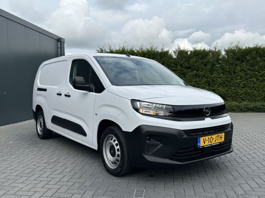 Opel Combo 1.5 BlueHDi 102 PK / L2H1 / FACELIFT MODEL !! / 25.517 KM / CAMERA / AIRCO / CRUISE / APPLE CARPL... ActivLease financial lease