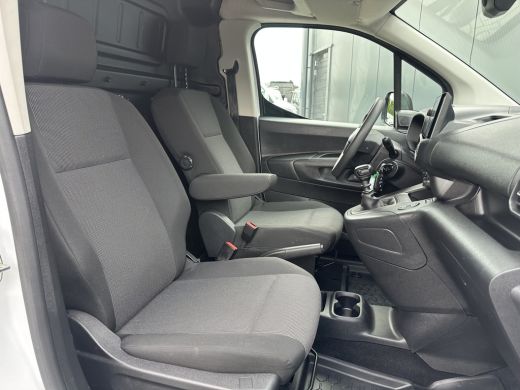 Opel Combo 1.5 BlueHDi 102 PK / L2H1 / FACELIFT MODEL !! / 25.517 KM / CAMERA / AIRCO / CRUISE / APPLE CARPL... ActivLease financial lease