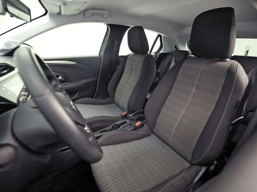 Opel Corsa 1.2 Sport (APPLE CARPLAY, GROOT NAVI, LANE ASSIST, SPORTSTOELEN, CRUISE, NIEUWSTAAT) ActivLease financial lease