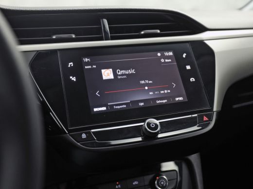 Opel Corsa 1.2 Sport (APPLE CARPLAY, GROOT NAVI, LANE ASSIST, SPORTSTOELEN, CRUISE, NIEUWSTAAT) ActivLease financial lease