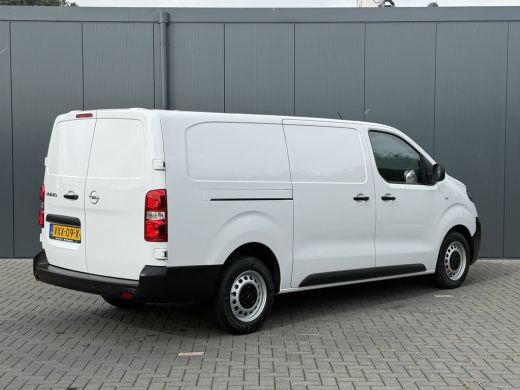 Opel Vivaro 2.0 CDTI 145 PK / L3H1 / 1e EIG. / AIRCO / CRUISE / CAMERA / NAVI / CARPLAY / 3-ZITS ActivLease financial lease