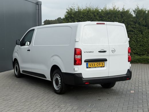 Opel Vivaro 2.0 CDTI 145 PK / L3H1 / 1e EIG. / AIRCO / CRUISE / CAMERA / NAVI / CARPLAY / 3-ZITS ActivLease financial lease