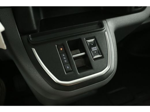 Opel Vivaro-e 75 kWh L2H1 | Snelladen | SOH 93% | DC | 6 Zits | Airco | Cruise | Carplay | 3 Zits | Parkeersens. ActivLease financial lease