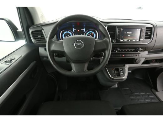 Opel Vivaro-e 75 kWh L2H1 | Snelladen | SOH 93% | DC | 6 Zits | Airco | Cruise | Carplay | 3 Zits | Parkeersens. ActivLease financial lease