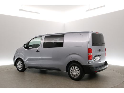 Opel Vivaro-e 75 kWh L2H1 | Snelladen | SOH 93% | DC | 6 Zits | Airco | Cruise | Carplay | 3 Zits | Parkeersens. ActivLease financial lease