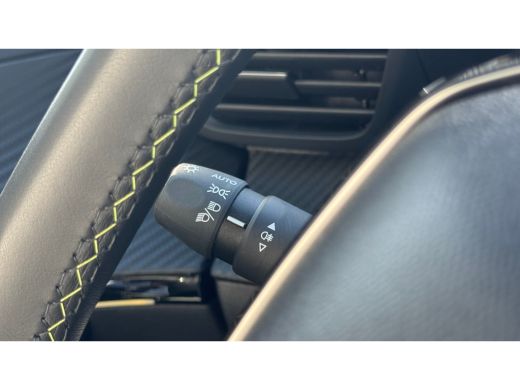 Peugeot 2008 1.2 HYBRID 145PK GT PACK AUTOMAAT / NAVI / LEDER / CLIMA / LED / PDC / 18" LMV / APPLE CARPLAY / ... ActivLease financial lease
