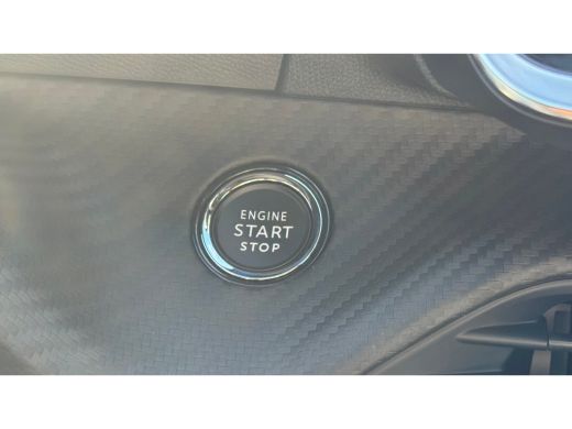 Peugeot 2008 1.2 HYBRID 145PK GT PACK AUTOMAAT / NAVI / LEDER / CLIMA / LED / PDC / 18" LMV / APPLE CARPLAY / ... ActivLease financial lease