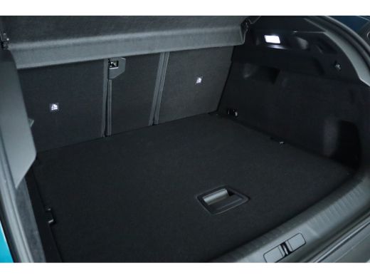 Peugeot 3008 1.2 Hybrid 145 Allure | 8 Jaar Garantie | Cruise Crontrol | Stoelverwarming | Navi | Carplay | Ca... ActivLease financial lease