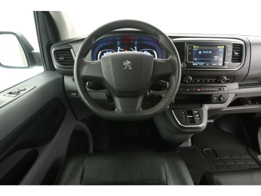 Peugeot e-Expert 75 kWh L2H1 | Snelladen | SOH 91% | Airco | Camera | Cruise | Carplay | 3 Zits | Trekhaak ActivLease financial lease