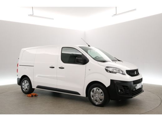 Peugeot e-Expert 75 kWh L2H1 | Snelladen | SOH 91% | Airco | Camera | Cruise | Carplay | 3 Zits | Trekhaak ActivLease financial lease