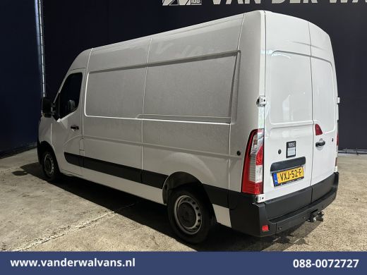 Renault Master 2.3 dCi 136pk L2H2 Euro6 Airco | Navigatie | Camera | Cruisecontrol | LED | 2500kg Trekhaak Parke... ActivLease financial lease