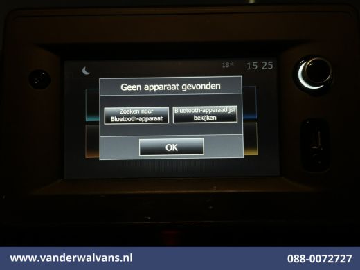 Renault Master 2.3 dCi 136pk L2H2 Euro6 Airco | Navigatie | Camera | Cruisecontrol | LED | 2500kg Trekhaak Parke... ActivLease financial lease