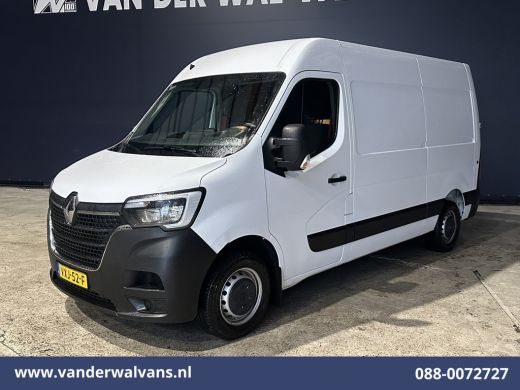 Renault Master 2.3 dCi 136pk L2H2 Euro6 Airco | Navigatie | Camera | Cruisecontrol | LED | 2500kg Trekhaak Parke... ActivLease financial lease