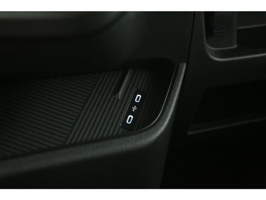 Renault Master E-Tech 3.5t Long Range 87 kWh L2H2 | NIEUW | Snelladen | SOH 99% | Clima | Camera | Carplay | Cru... ActivLease financial lease
