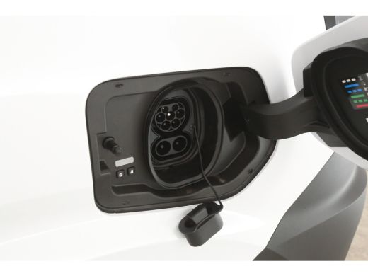 Renault Master E-Tech 3.5t Long Range 87 kWh L2H2 | Snelladen | SOH 99% | Clima | Camera | Carplay | Cruise | Vi... ActivLease financial lease