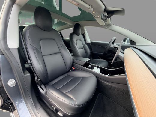 Tesla Model 3 Long Range AWD 75 kWh SOH 92% | Orig. Trekhaak | Autopilot | 1e Eigenaar | NL Auto | 3 Fase | Sto... ActivLease financial lease