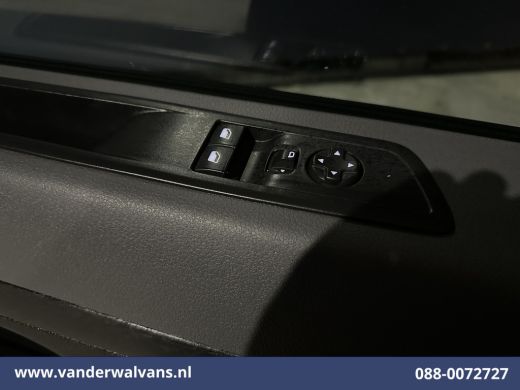 Toyota ProAce 1.5 D-4D 120pk L3H1 Personenbus 9 Zitplaatsen Euro6 Airco | Navigatie | Apple Carplay | Cruisecon... ActivLease financial lease