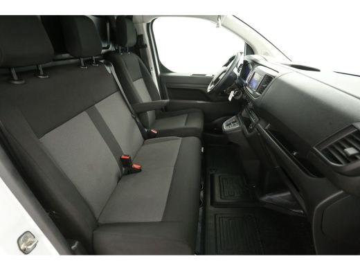 Toyota ProAce 75 kWh L2H1 Long Range | Snelladen | SOH 99% | Airco | Cruise | 3 Zits | Carplay | Parkeersens. ActivLease financial lease