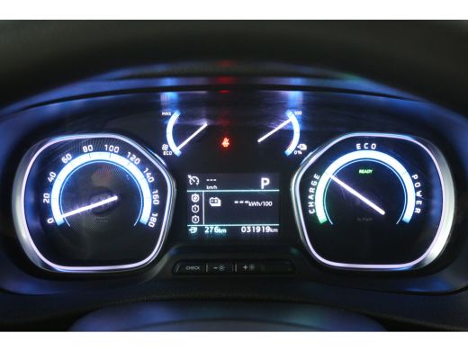 Toyota ProAce 75 kWh L2H1 Long Range | Snelladen | SOH 99% | Airco | Cruise | 3 Zits | Carplay | Parkeersens. ActivLease financial lease