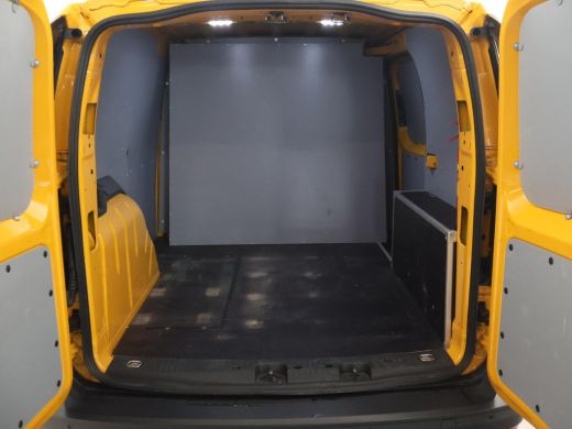 Volkswagen Caddy 2.0 TDI + CRUISE CONTROL | AIRCO | BLUETOOTH | PARKEERSENSOREN | 2 ACHTERDEUREN ActivLease financial lease
