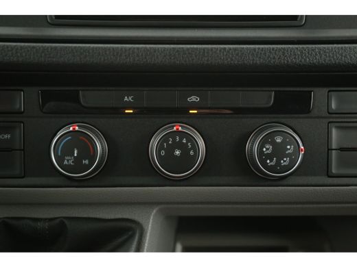 Volkswagen Crafter 2.0 TDI 140PK L3H2 | Airco | Cruise | Carplay | Navi | Parkeersensoren ActivLease financial lease
