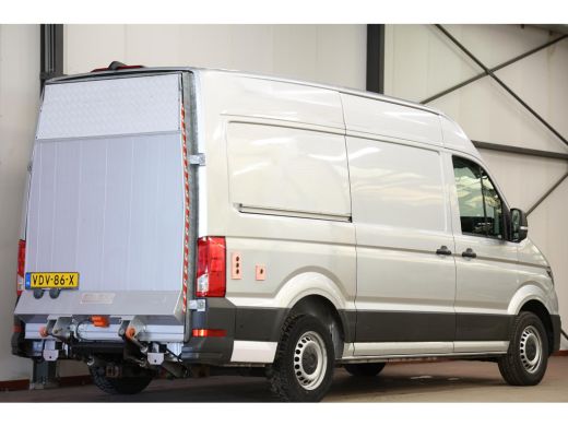 Volkswagen Crafter 2.0 TDI AUTOMAAT L3H3 LAADKLEP EN TREKHAAK ActivLease financial lease