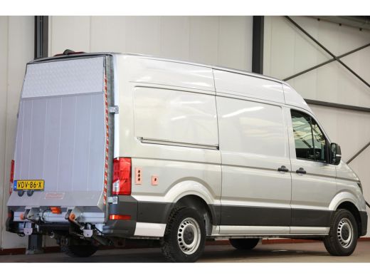 Volkswagen Crafter 2.0 TDI AUTOMAAT L3H3 LAADKLEP EN TREKHAAK ActivLease financial lease