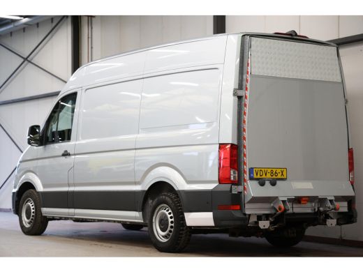 Volkswagen Crafter 2.0 TDI AUTOMAAT L3H3 LAADKLEP EN TREKHAAK ActivLease financial lease
