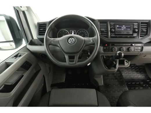 Volkswagen Crafter 2.0 TDI L3H2 140PK | 3000kg Trekgew. | Airco | Cruise | 3 Zits | Parkeersensoren ActivLease financial lease