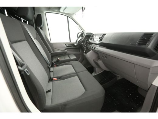 Volkswagen Crafter 2.0 TDI L3H2 140PK | 3000kg Trekgew. | Airco | Cruise | 3 Zits | Parkeersensoren ActivLease financial lease