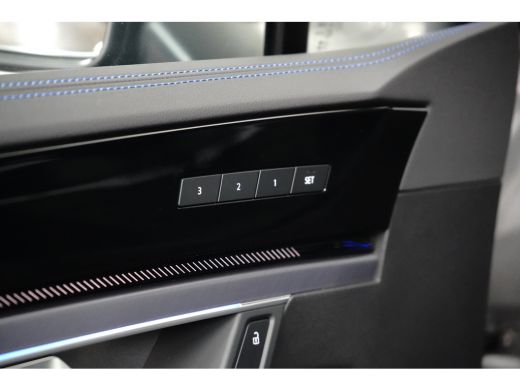 Volkswagen Touareg 3.0 TSi eHybrid 4MOTION 460 pk R-line | Trekhaak elek. uitklapbaar | Panorama-dak | 22 inch LM-Ve... ActivLease financial lease