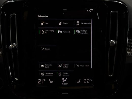 Volvo  XC40 1.5 T5 Recharge R-Design ActivLease financial lease