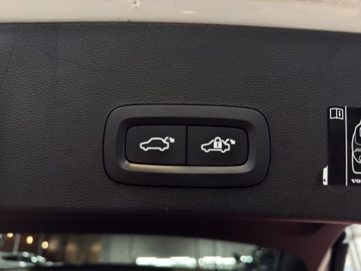 Volvo  XC40 1.5 T5 Recharge R-Design ActivLease financial lease