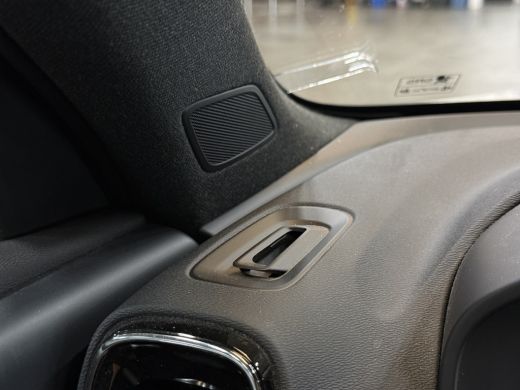Volvo  XC40 1.5 T5 Recharge R-Design ActivLease financial lease