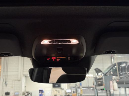 Volvo  XC40 1.5 T5 Recharge R-Design ActivLease financial lease