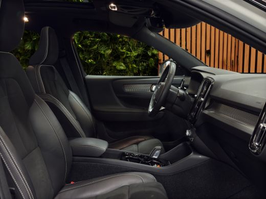 Volvo  XC40 1.5 T5 Recharge R-Design ActivLease financial lease