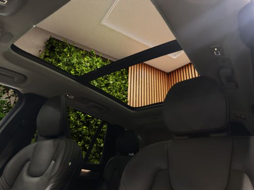 Volvo  XC90 2.0 T8 Plug-in hybrid AWD Ultra Dark Pano | Stoelmassage | Luchtvering | Head-up| ActivLease financial lease