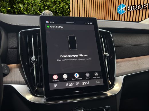 Volvo  XC90 2.0 T8 Plug-in hybrid AWD Ultra Dark Pano | Stoelmassage | Luchtvering | Head-up| ActivLease financial lease