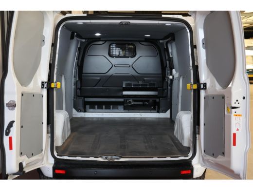Ford Transit Custom 2.0 TDCI L2H1 AUTOMAAT ActivLease financial lease