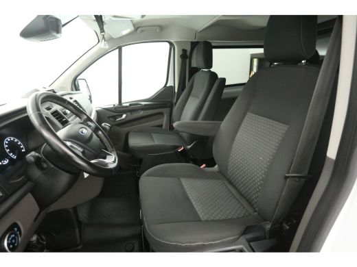 Ford Transit Custom 2.0 TDCI L2H2 | Dubbele Cabine | Airco | Cruise | 2800KG Trekgew. | Trekhaak | Parkeersens. ActivLease financial lease