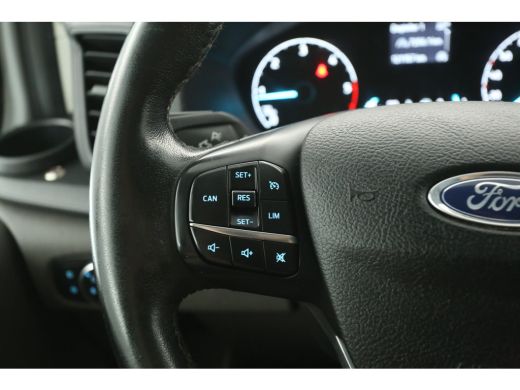 Ford Transit Custom 2.0 TDCI L2H2 | Dubbele Cabine | Airco | Cruise | 2800KG Trekgew. | Trekhaak | Parkeersens. ActivLease financial lease