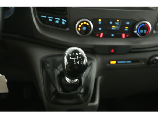 Ford Transit Custom 2.0 TDCI L2H2 | Dubbele Cabine | Airco | Cruise | 2800KG Trekgew. | Trekhaak | Parkeersens. ActivLease financial lease