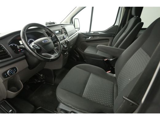 Ford Transit Custom 2.0 TDCI L2H2 | Dubbele Cabine | Airco | Cruise | 2800KG Trekgew. | Trekhaak | Parkeersens. ActivLease financial lease