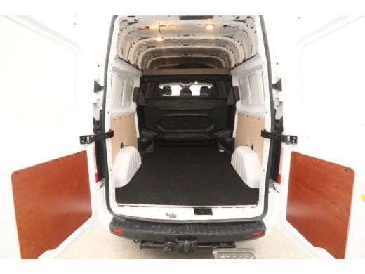 Ford Transit Custom 2.0 TDCI L2H2 | Dubbele Cabine | Airco | Cruise | 2800KG Trekgew. | Trekhaak | Parkeersens. ActivLease financial lease