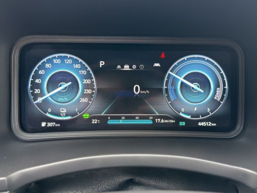 Hyundai Kona EV Pure 64 kWh | Apple Carplay/Android Auto | Camera | Stoelverwarming | Cruise Control | ActivLease financial lease