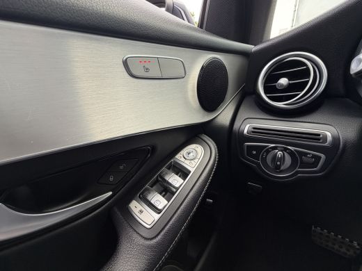 Mercedes-Benz GLC 220 d 4MATIC Solution AMG Incl.BTW Pano Treepl Stoelverw Elek.Klep Uitstraling! ActivLease financial lease