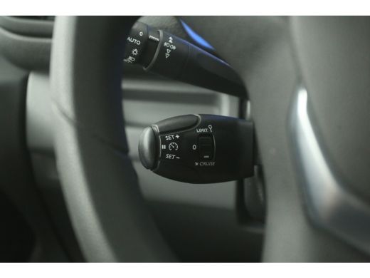 Opel Vivaro-e L2H1 75 kWh L2H1 | Snelladen | SOH 91% | Airco | Cruise | Camera | Carplay | Navi | Parkeersens. ActivLease financial lease