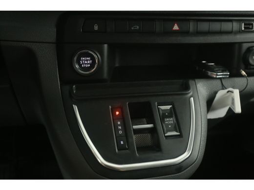 Opel Vivaro-e L2H1 75 kWh L2H1 | Snelladen | SOH 91% | Airco | Cruise | Camera | Carplay | Navi | Parkeersens. ActivLease financial lease