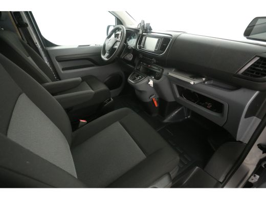 Opel Vivaro-e L2H1 75 kWh L2H1 | Snelladen | SOH 91% | Airco | Cruise | Camera | Carplay | Navi | Parkeersens. ActivLease financial lease